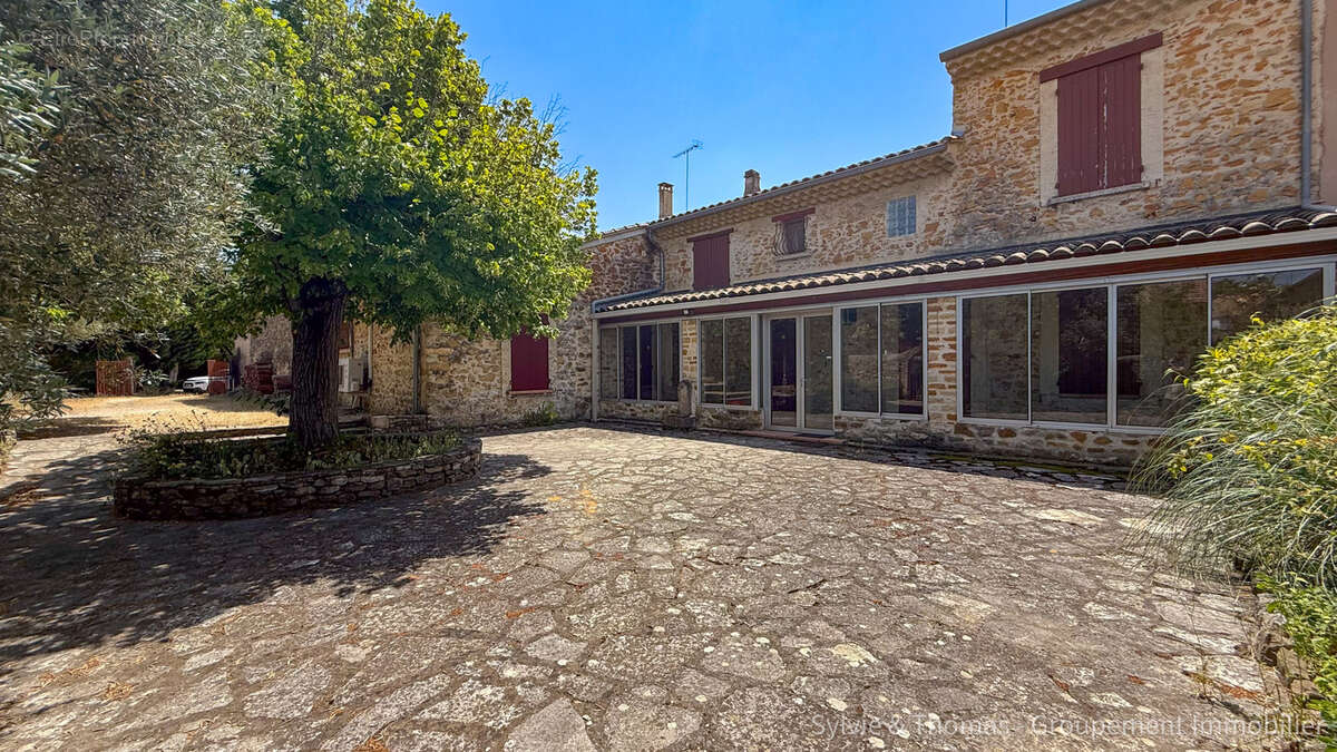 Maison à PIOLENC