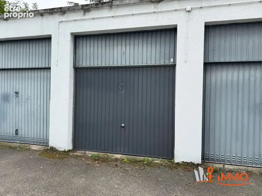 Photo Parking à Saint-Etienne au prix de 16 500€