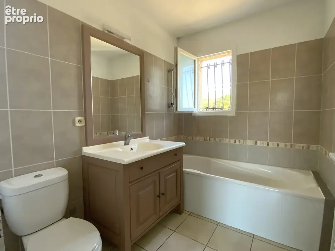 Villa 3 chambres sur terrain 600 m2. - photo 4