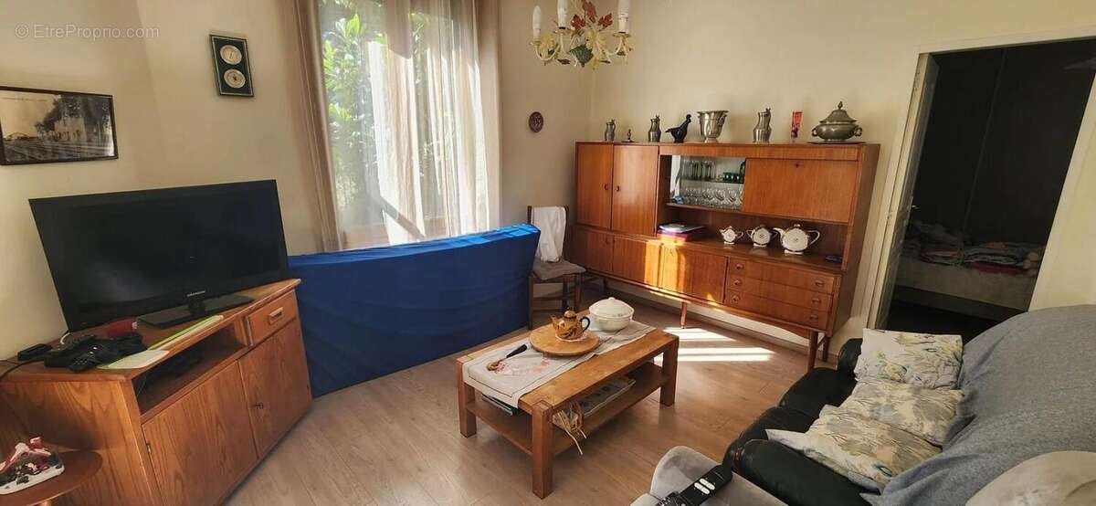 Maison à ESPONDEILHAN