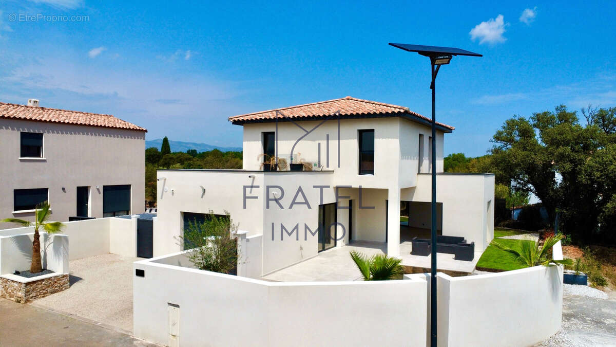 Villa contemporaine 143 m2 avec piscine - photo 8