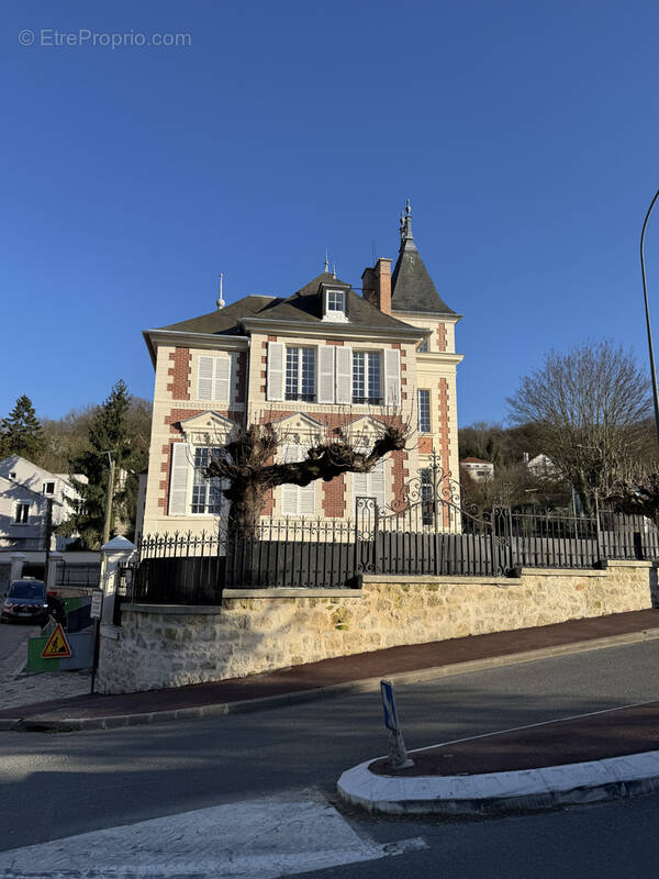Appartement à CHENNEVIERES-SUR-MARNE