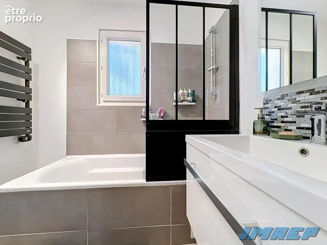 Maison 6 pièces 140 m² à vendre à Marseille-11e (13011) - photo 9