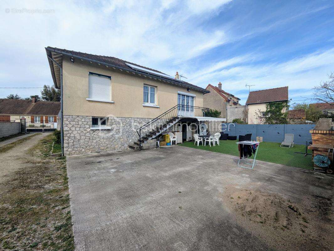 Maison à LA FERTE-SAINT-AUBIN