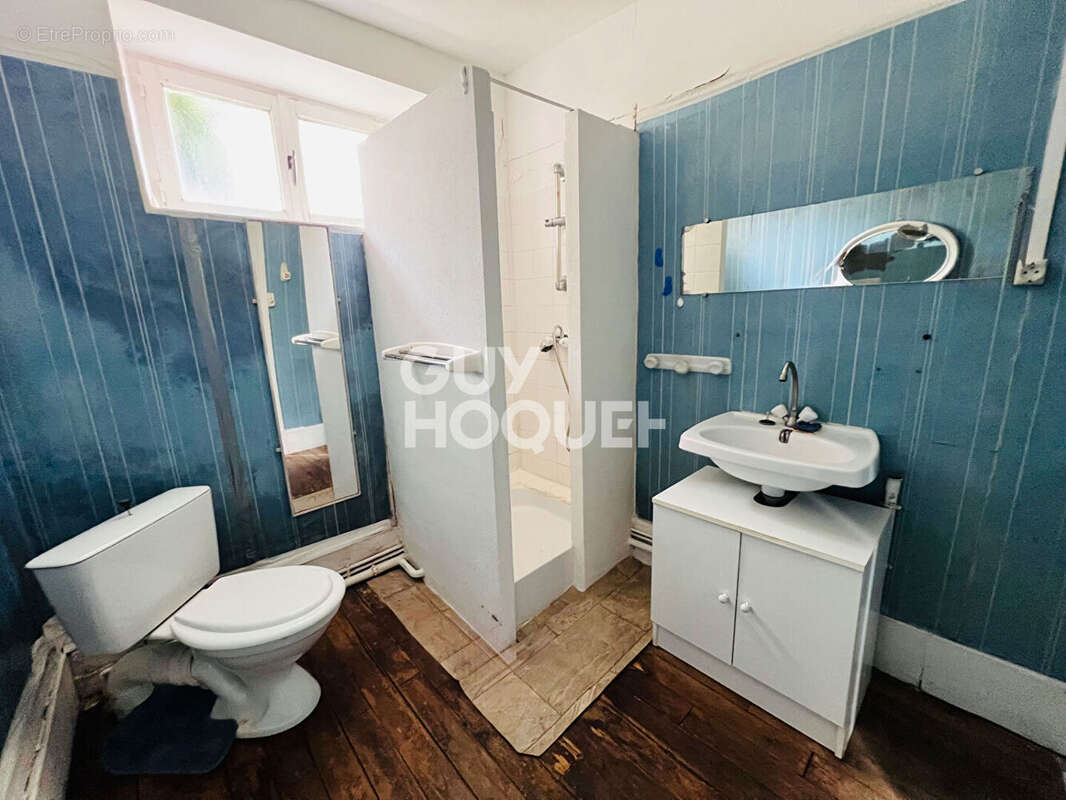 Maison à CHARBONNAT