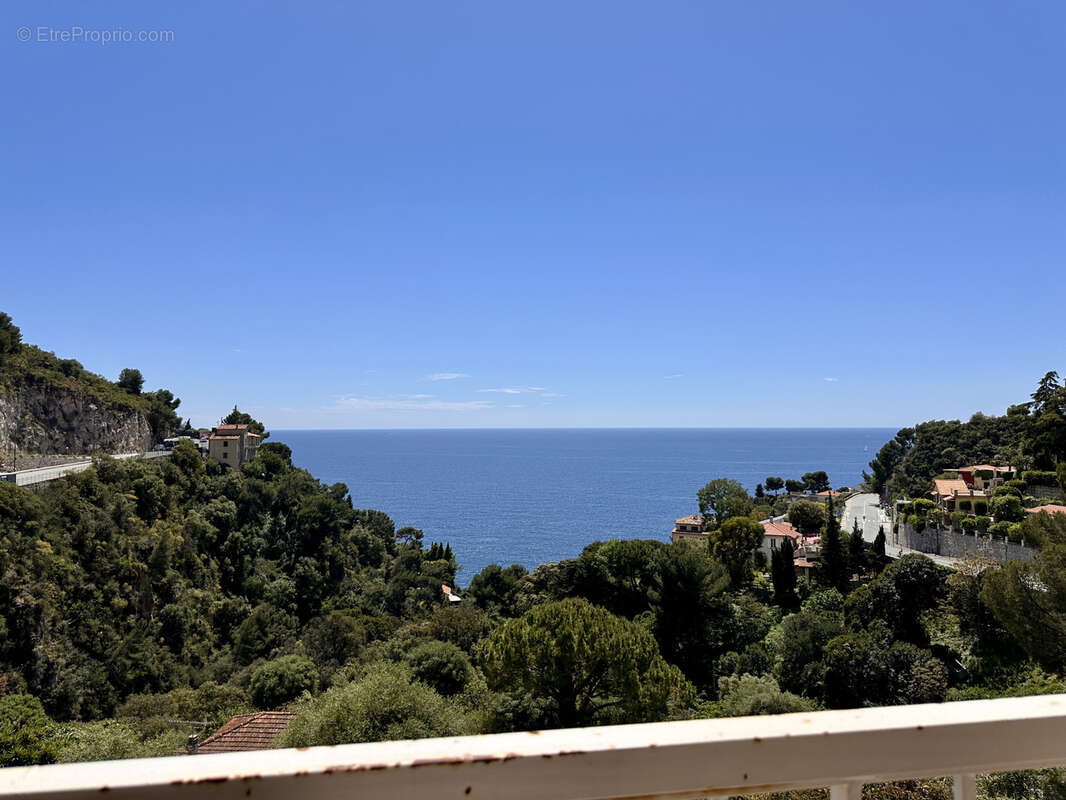 Appartement à EZE