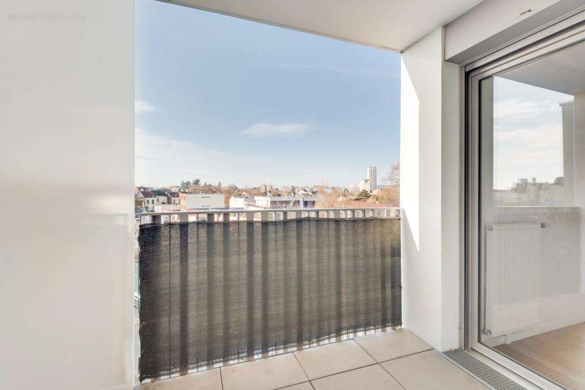 Appartement à EPINAY-SUR-SEINE