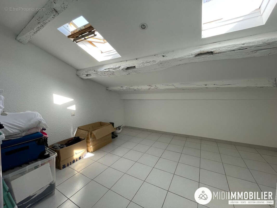 Appartement 32 m² à Arthes  - photo 9