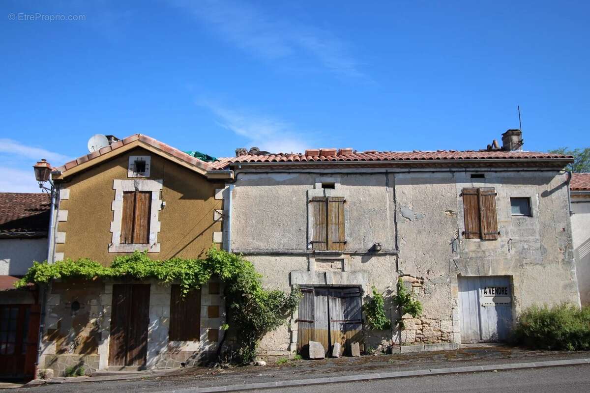 Maison à VERTEILLAC