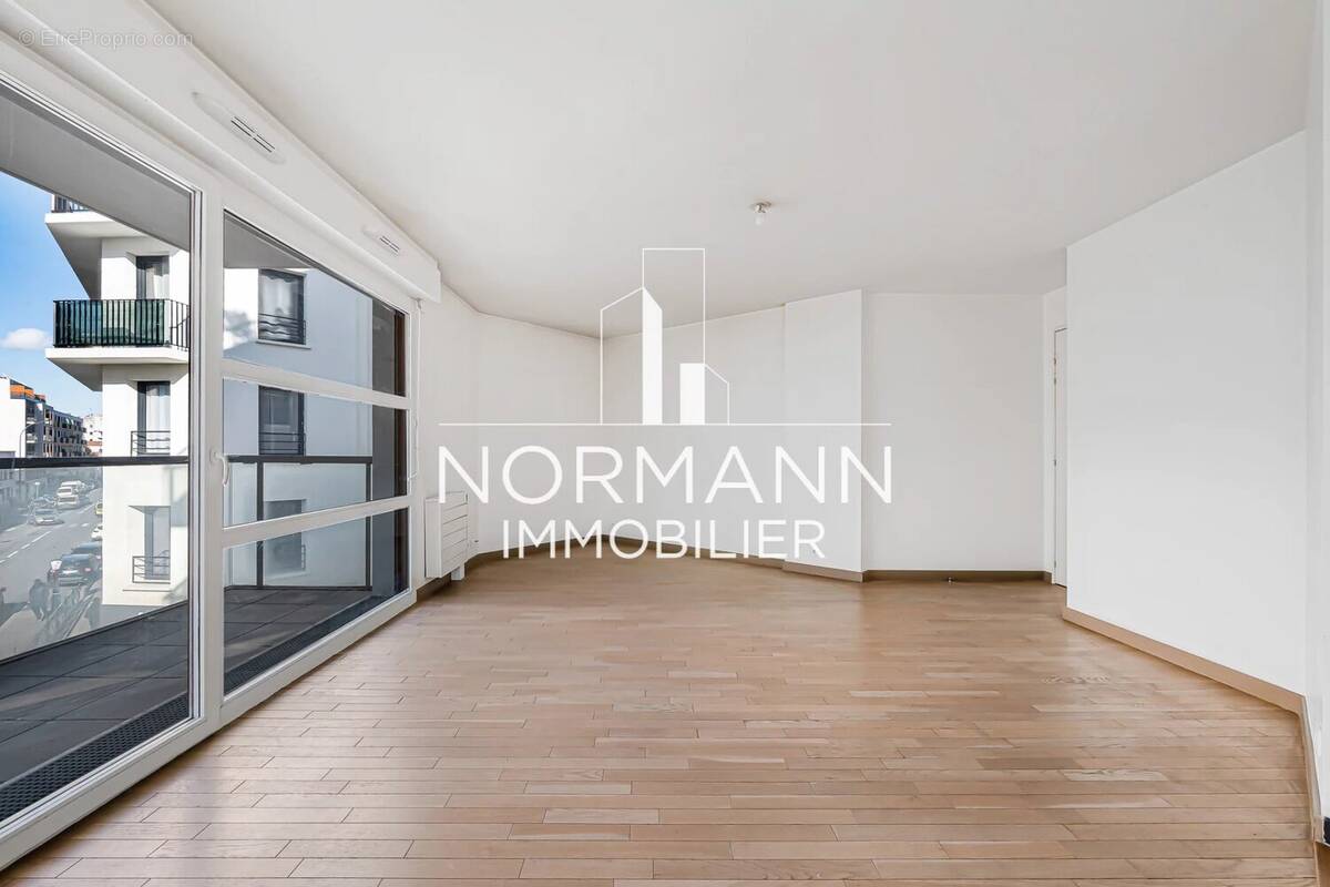 Appartement à ASNIERES-SUR-SEINE