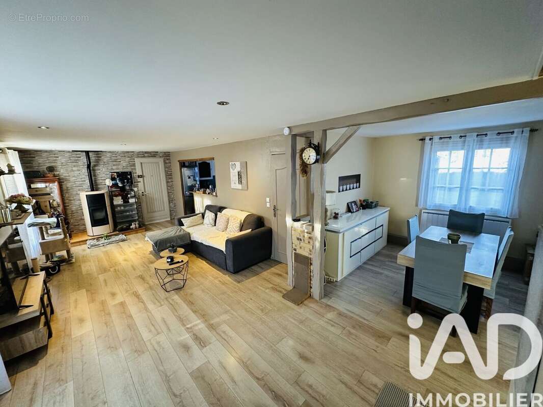 Photo 9 - Maison à SAINVILLE