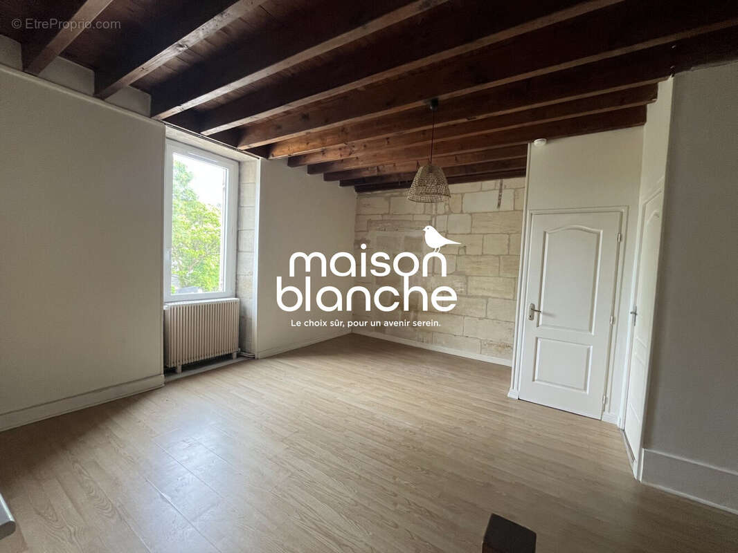 Appartement à LA RIVIERE