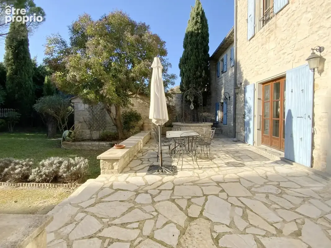 Belle maison de village en pierre avec jardin. - photo 5