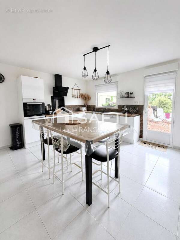 Maison 138 m² à Ebblinghem  - photo 4