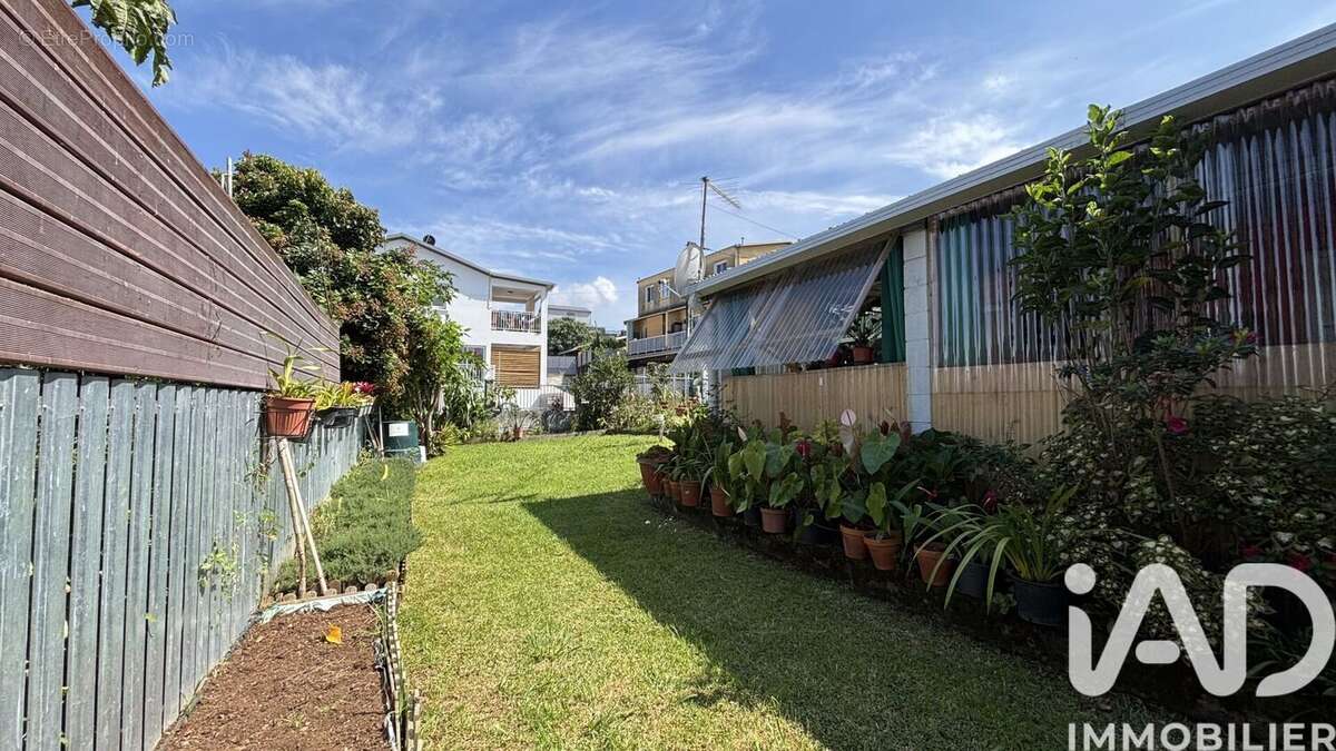 Photo 2 - Maison à LE TAMPON