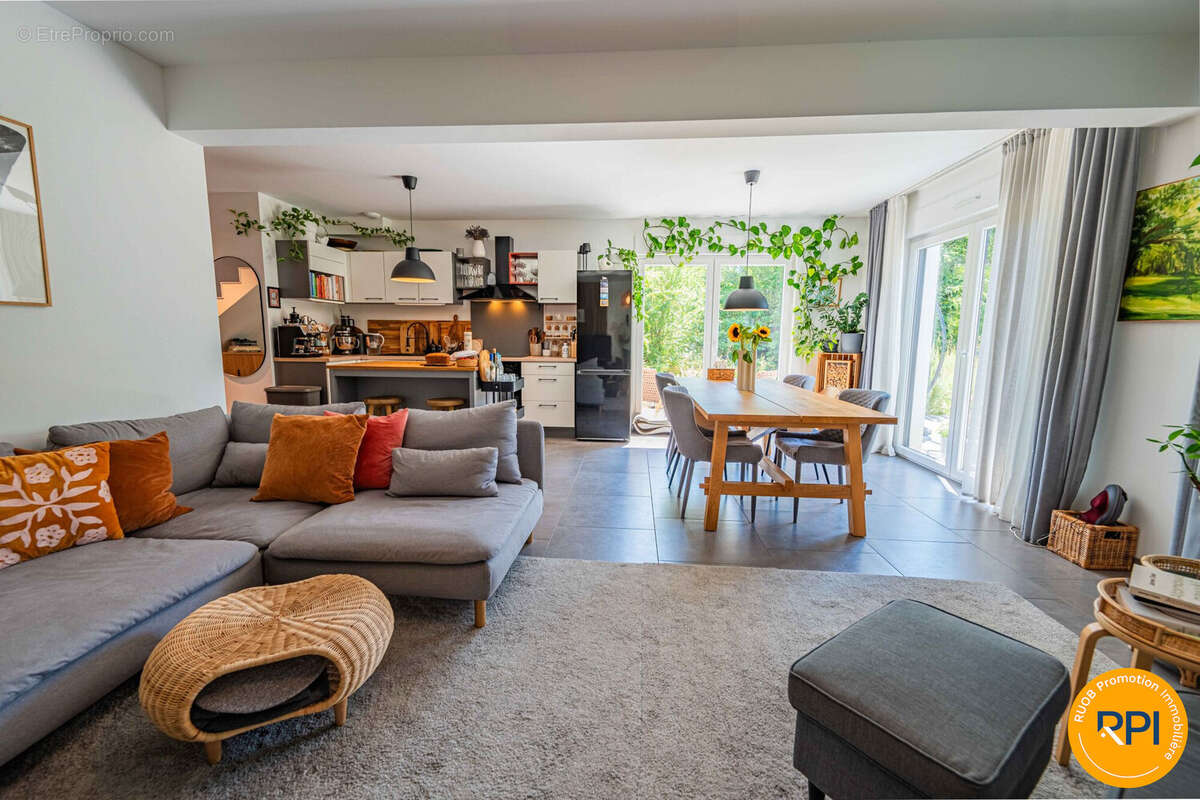 Maison 103 m² à Spicheren  - photo 4