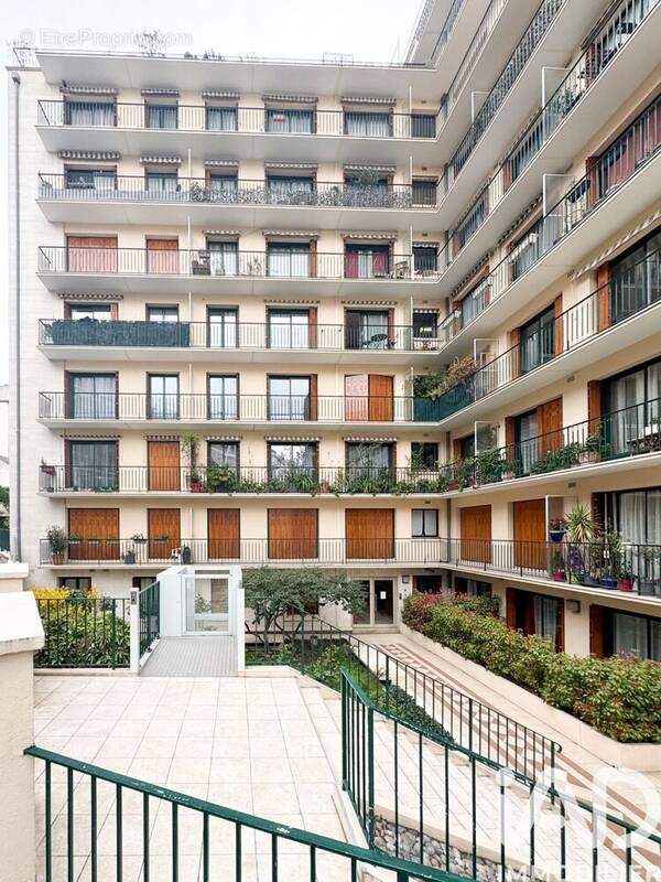 Photo 1 - Appartement à PARIS-12E