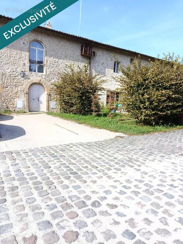 Photo 1 - Appartement à CHONAS-L&#039;AMBALLAN