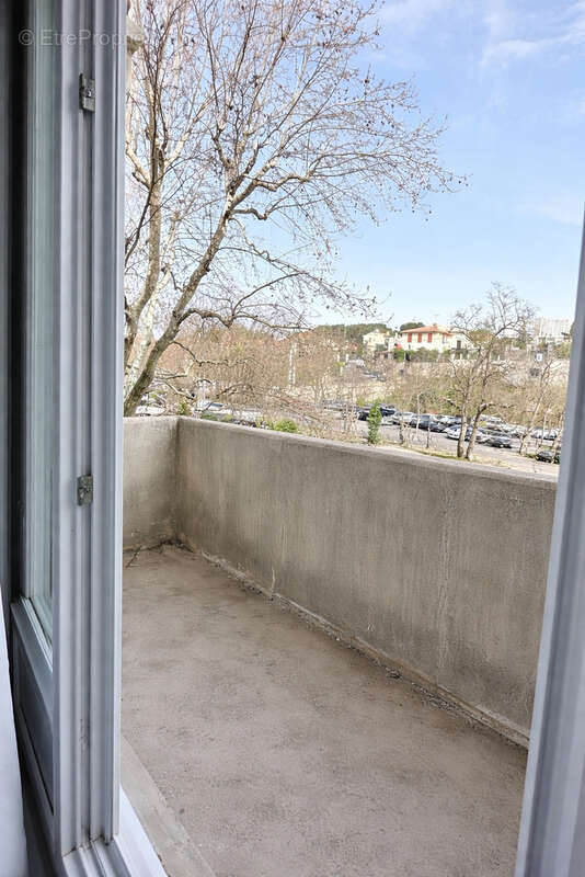 Appartement à SEPTEMES-LES-VALLONS