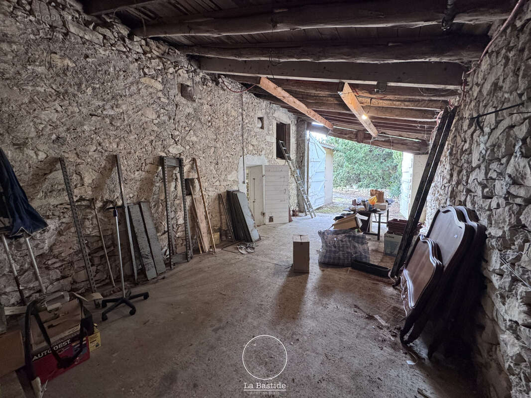 Maison 5 pièces d'environ 137 m2 avec 1ha de terrain à La Touche - photo 12