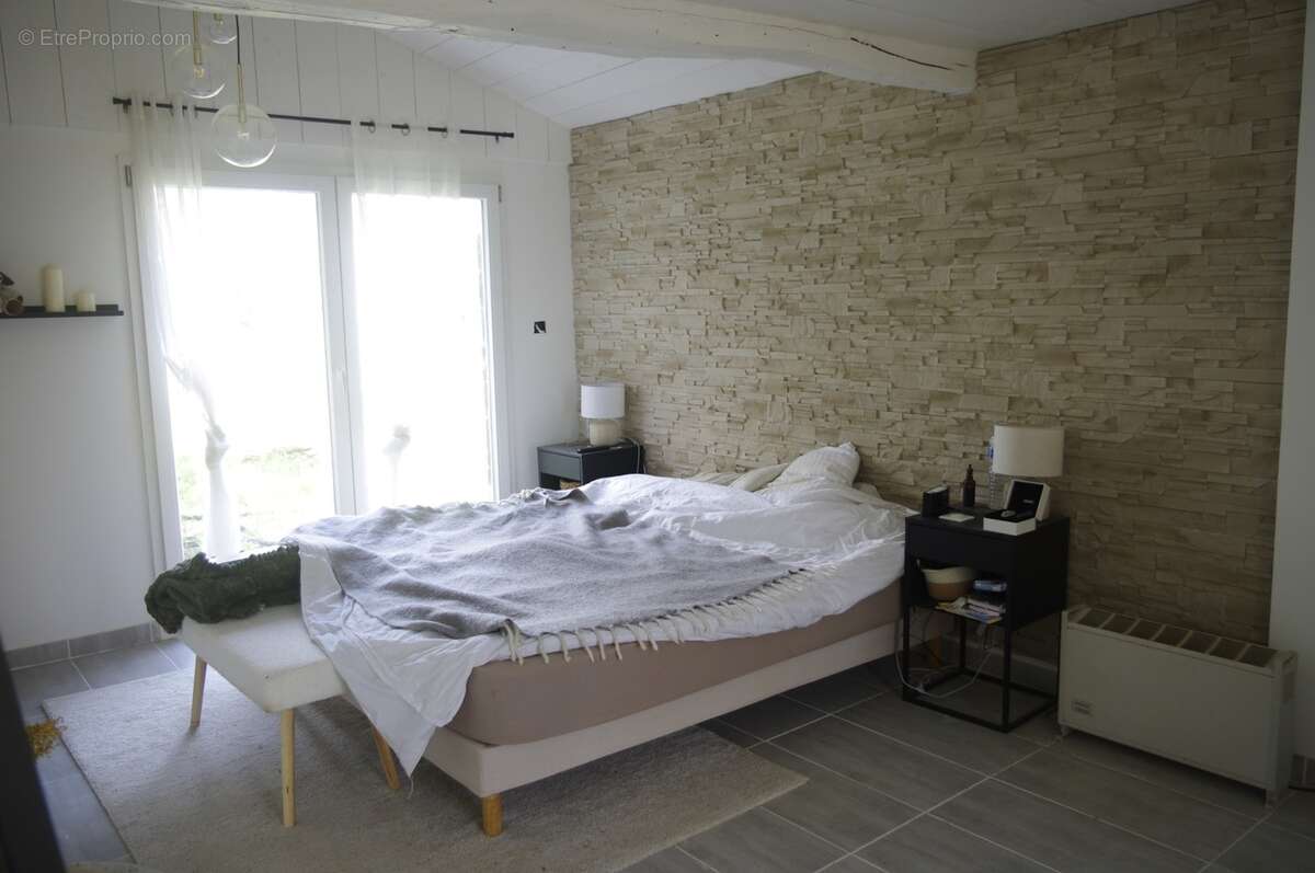 A vendre Maison en pierre  5 pièces SAINT JEAN POUTGE (32) sur terrain de 2ha - photo 7