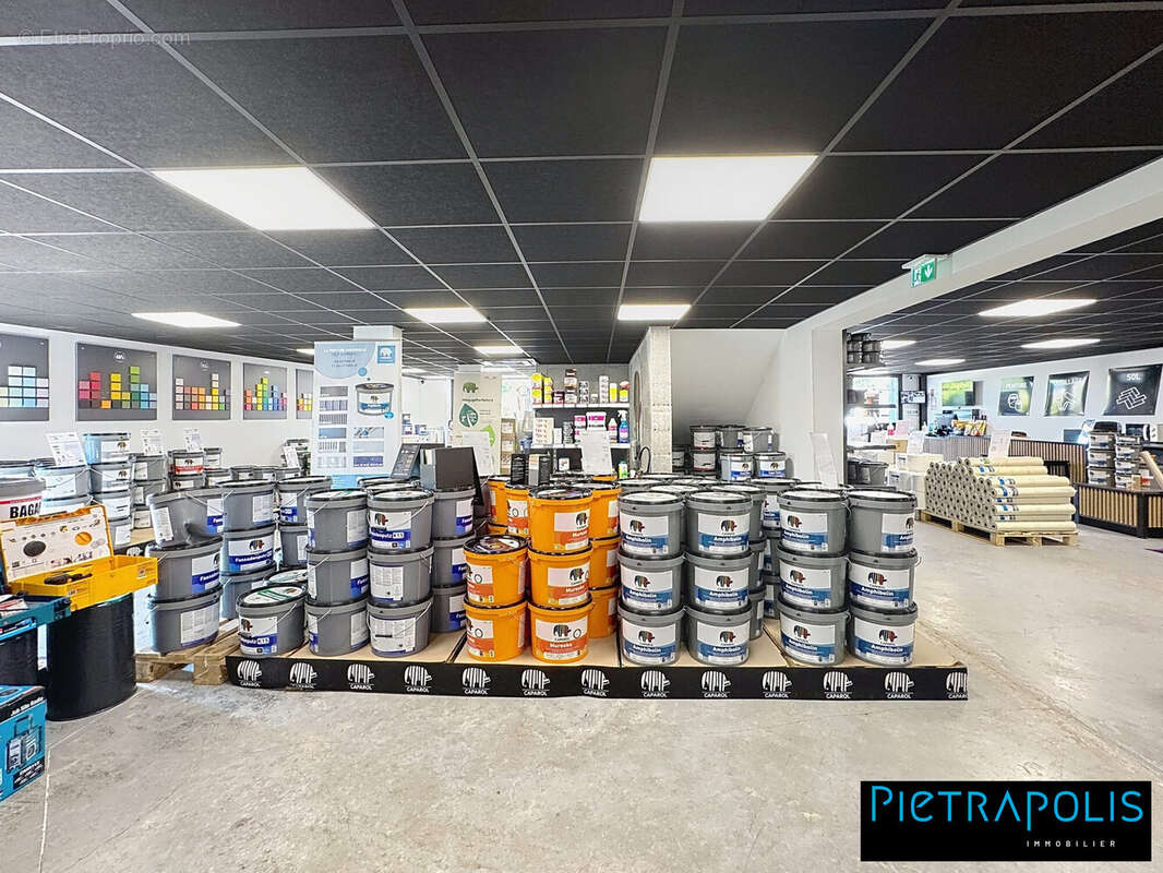 Commerce à CRAPONNE