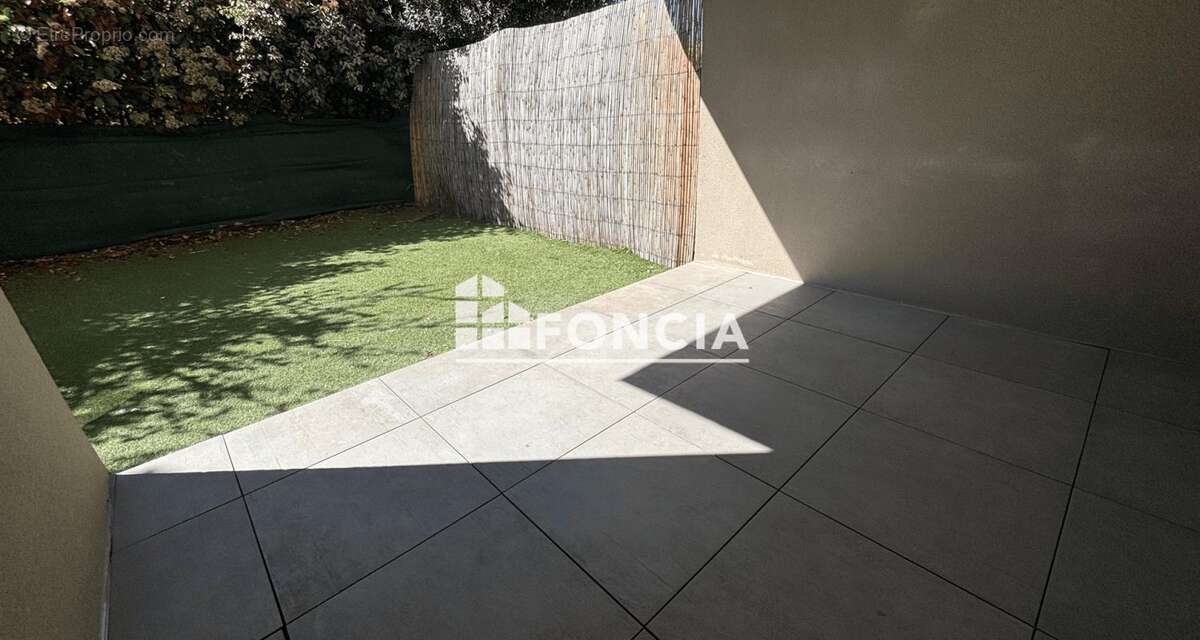 Appartement à HYERES