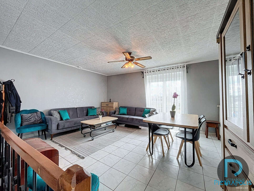 Appartement à VIRIAT