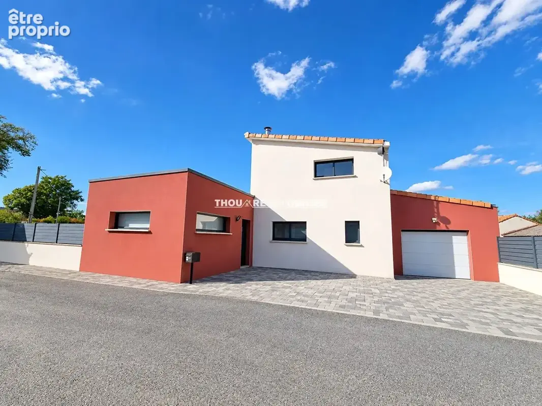 Maison  contemporaine récente Carquefou 6 pièce(s) 138 m2 vie de plain pied !!!! - photo 1
