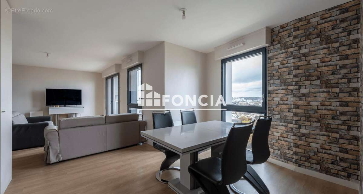 Appartement à BRY-SUR-MARNE