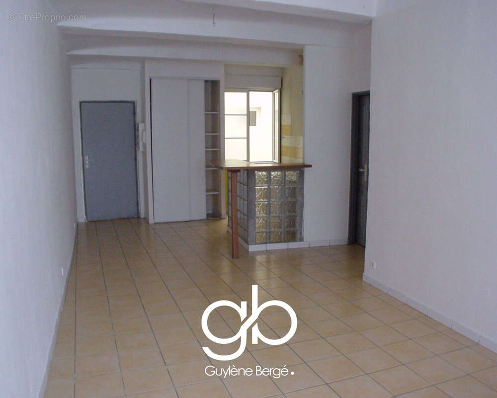 Appartement à LUNEL