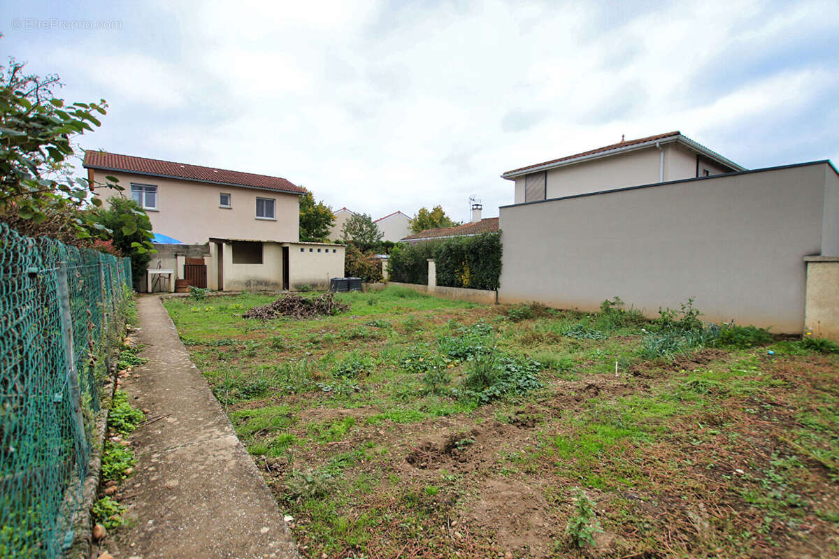 Maison à SAINT-PRIEST