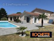 Maison à MONTROND-LES-BAINS