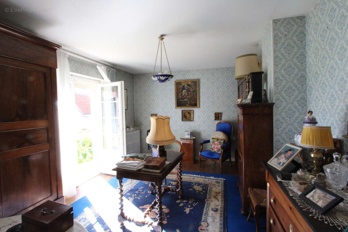 Maison à LA CHARITE-SUR-LOIRE