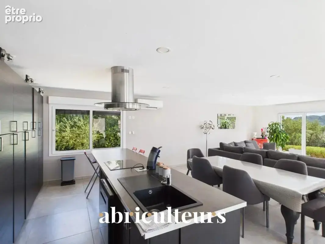 Jolie villa contemporaine/vue panoramique en vente à Bagnols-en-Forêt (83600) - photo 6