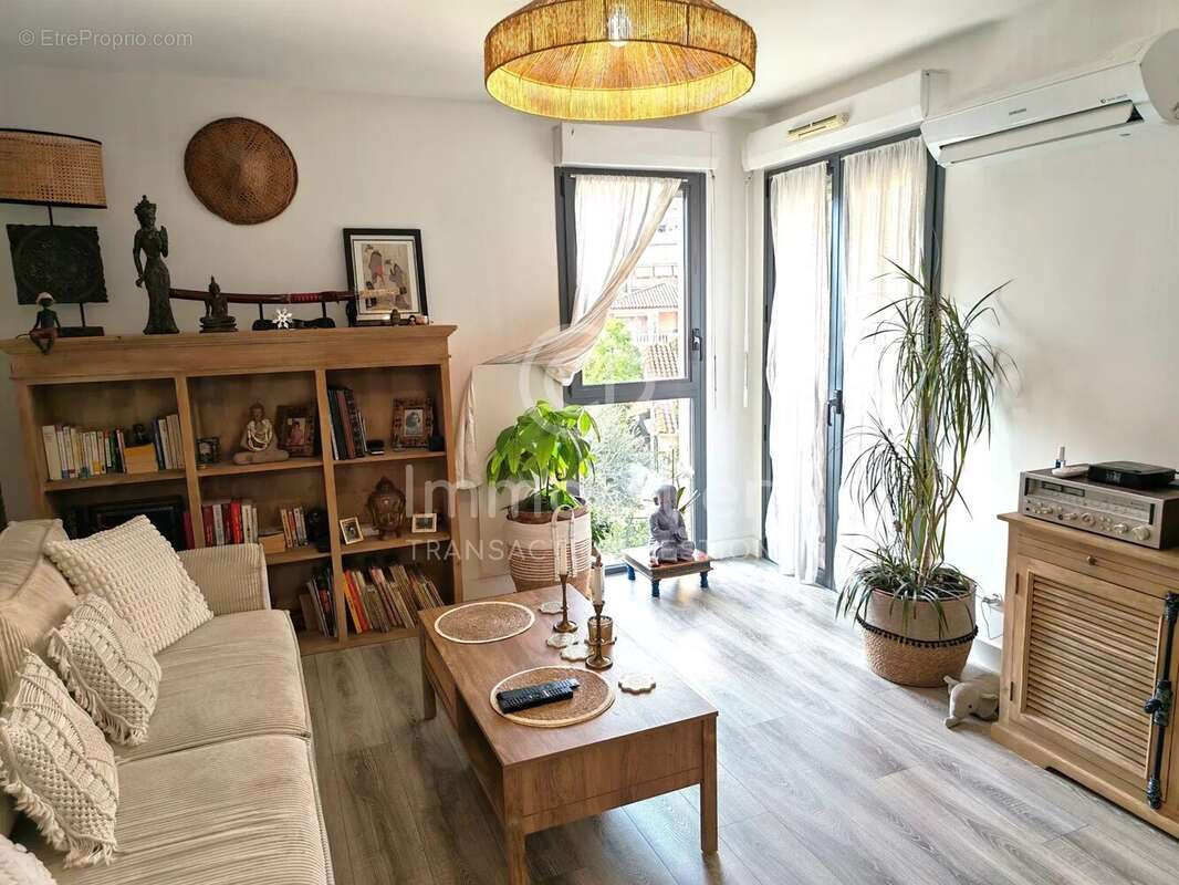 Appartement à CANNES