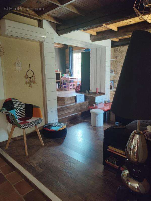 Maison à BAGNOLS-SUR-CEZE