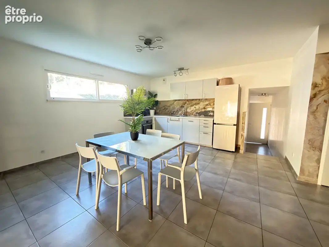 Maison récente T3/4 La Ciotat de 95.54 m2 avec jardin 231 m² - photo 5