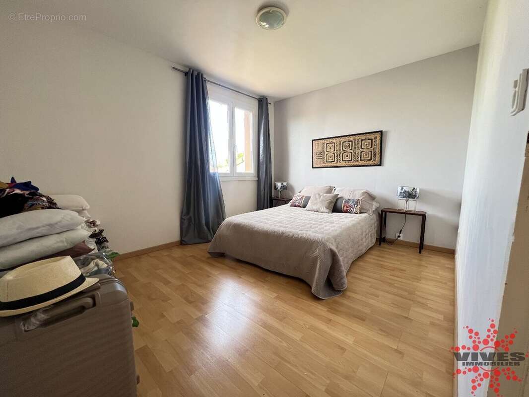 Maison à NISSAN-LEZ-ENSERUNE