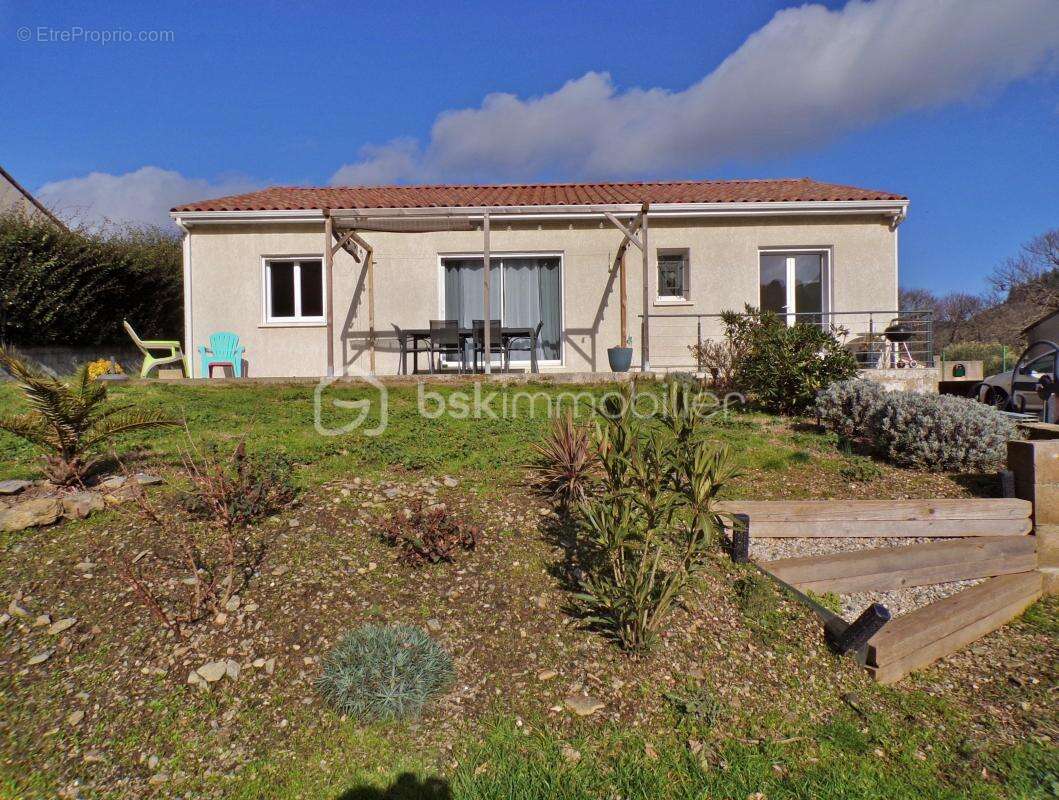 Maison à COURNIOU