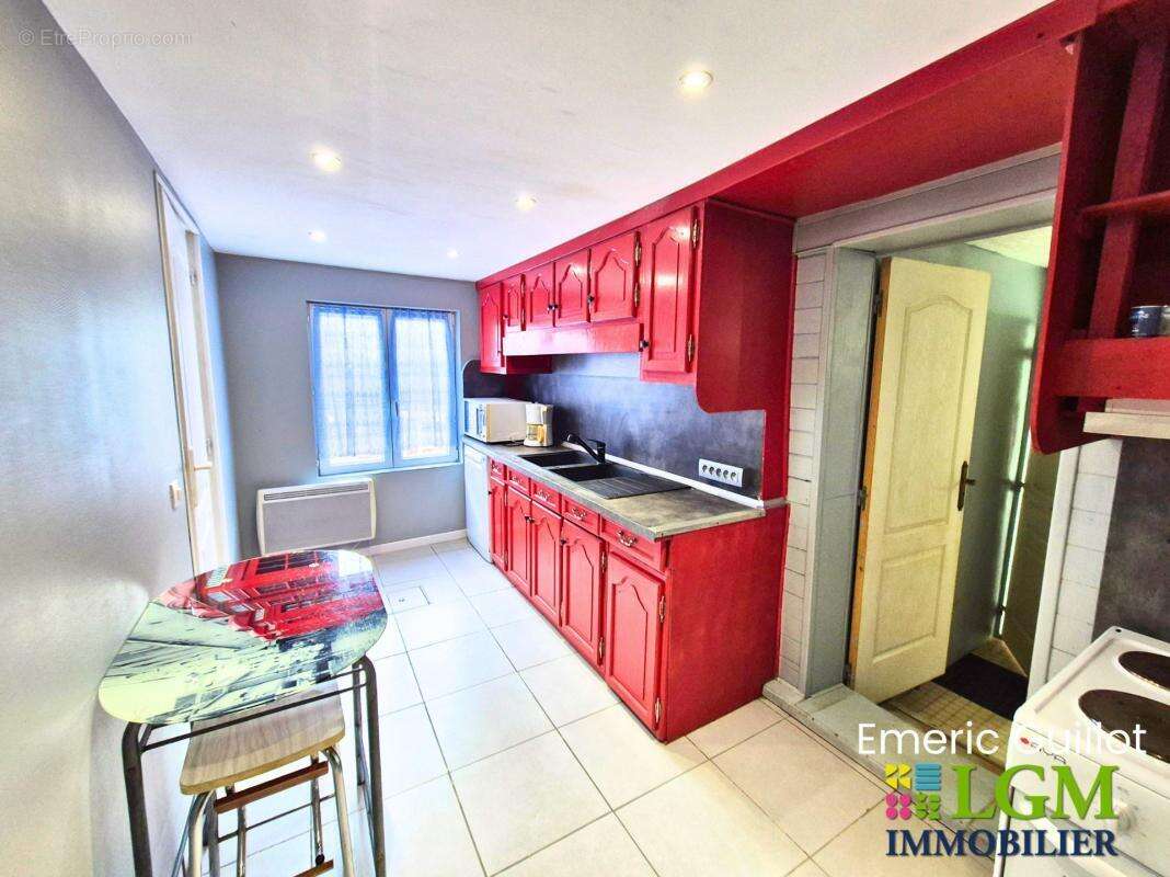 Maison de bourg 166 m² – Deux logements – Garage double - Grenier - Remises – Idéal investisseur – Cellettes (41120) - photo 2