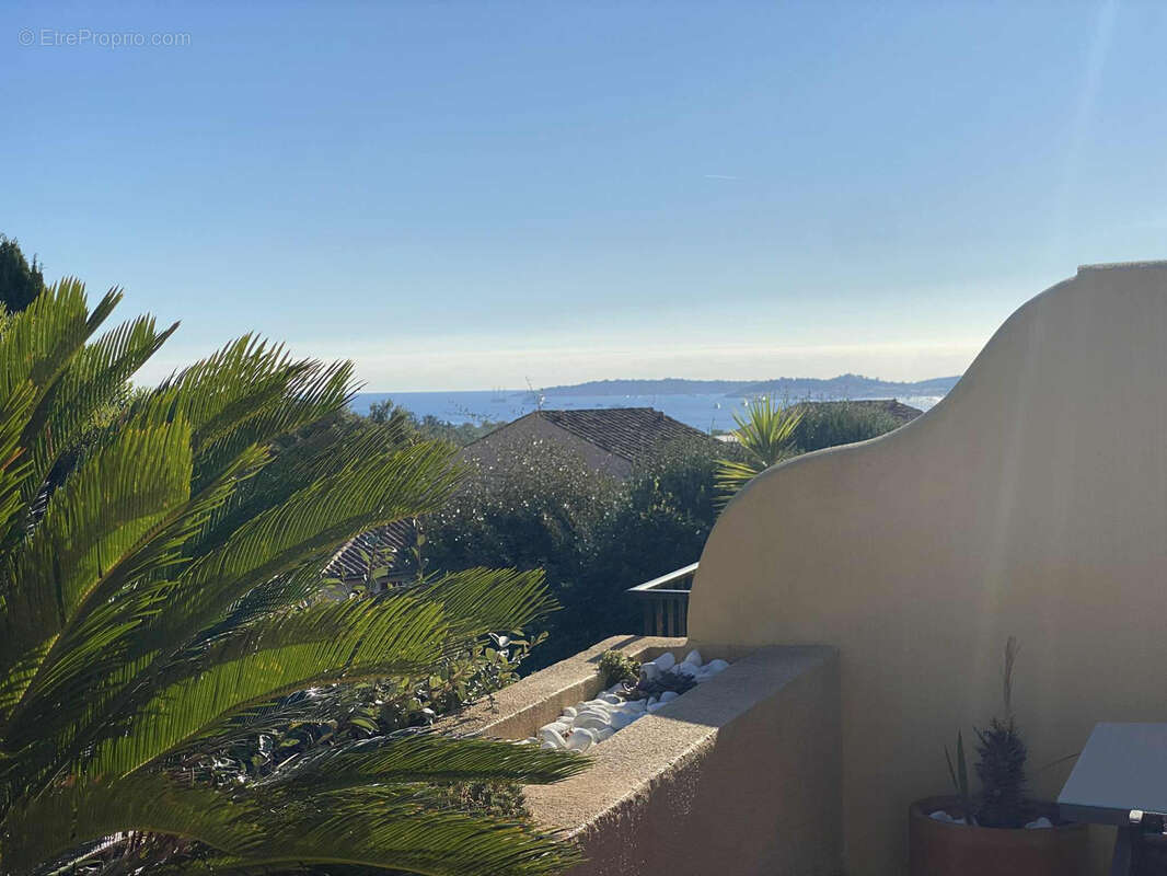 Appartement à GRIMAUD