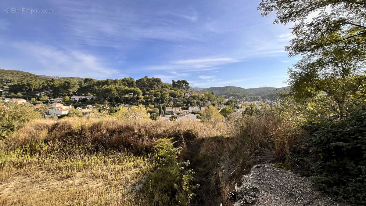 Terrain à ALLAUCH