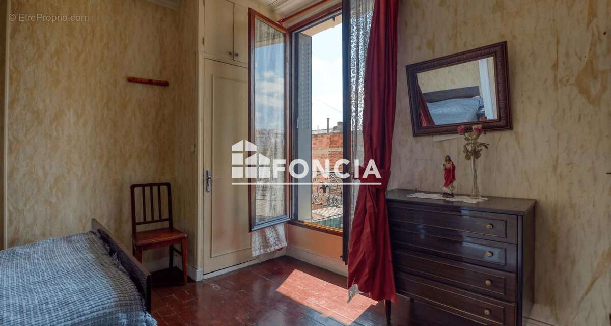 Maison à IVRY-SUR-SEINE