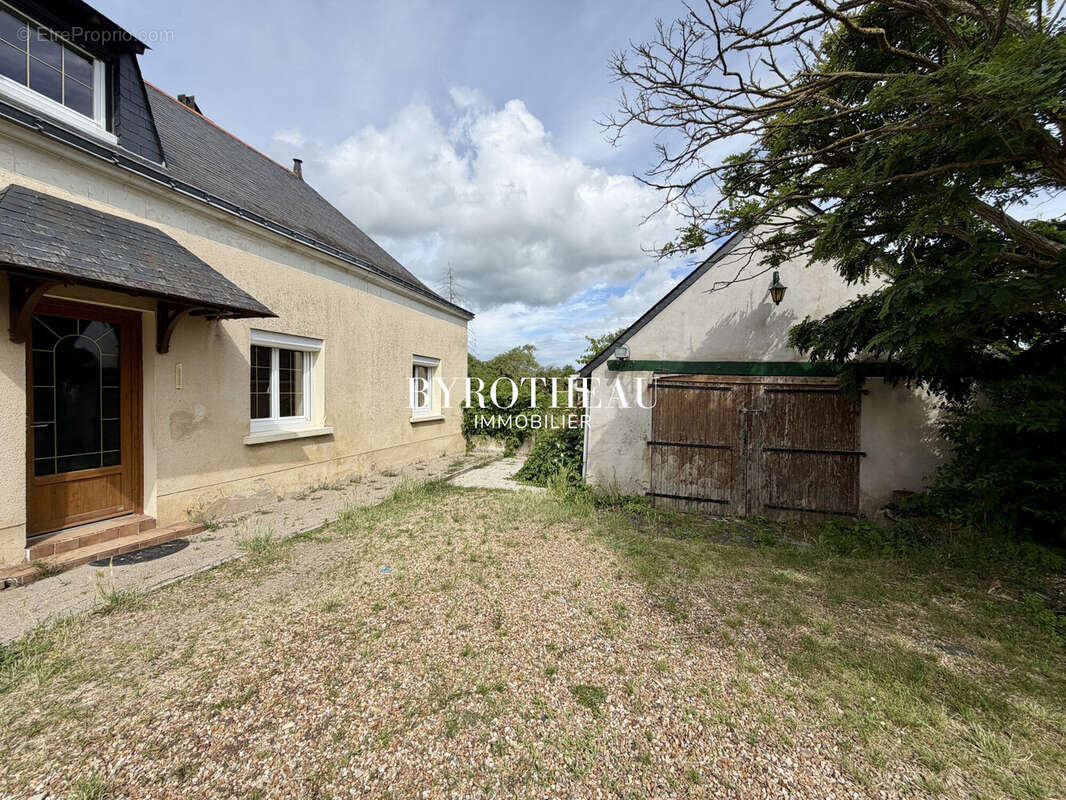 Maison 85 m² à Feneu  - photo 5