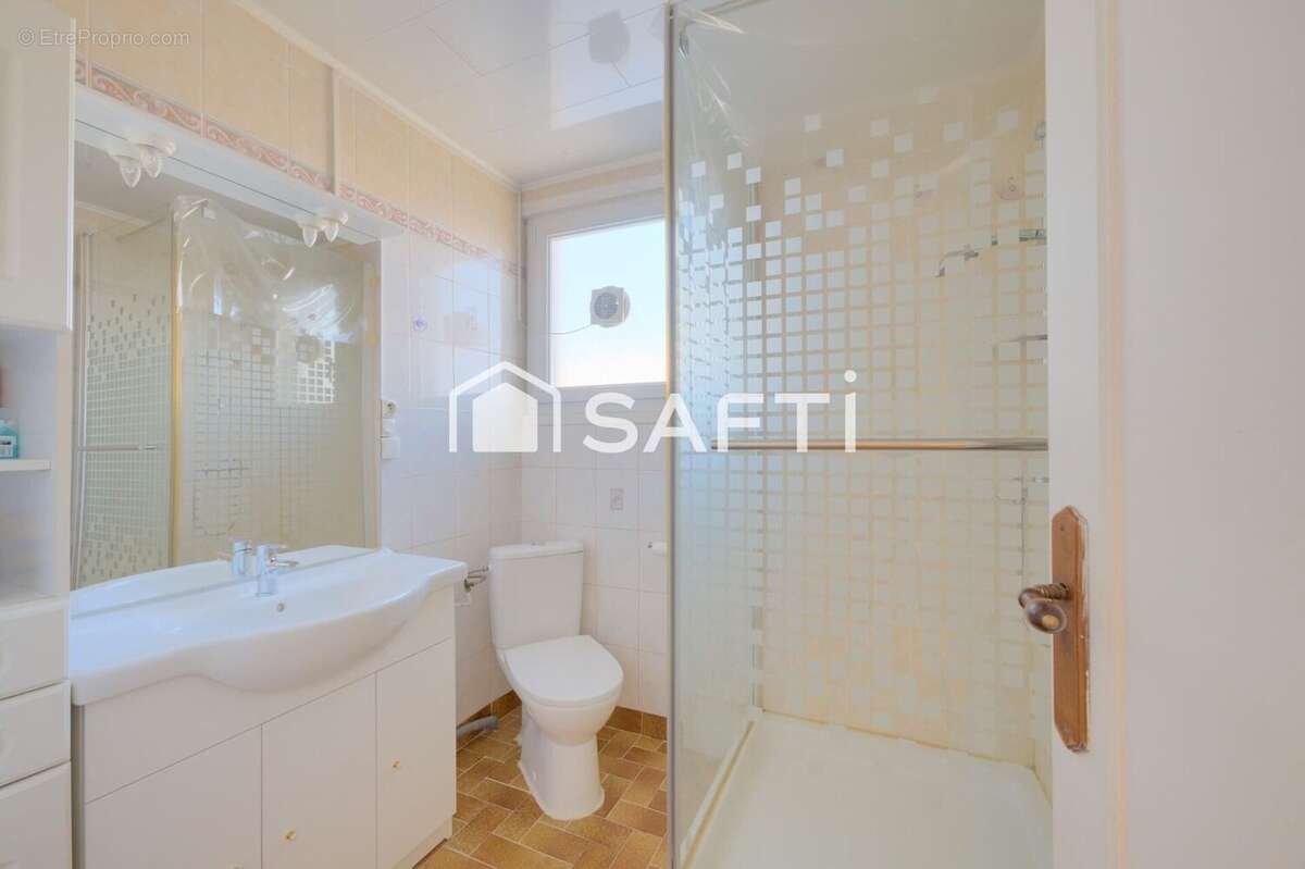 Photo 6 - Appartement à SAINT-MAUR-DES-FOSSES