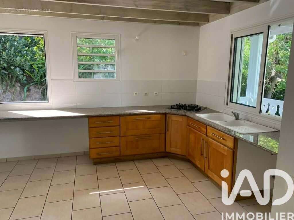 Photo 3 - Maison à LE TAMPON