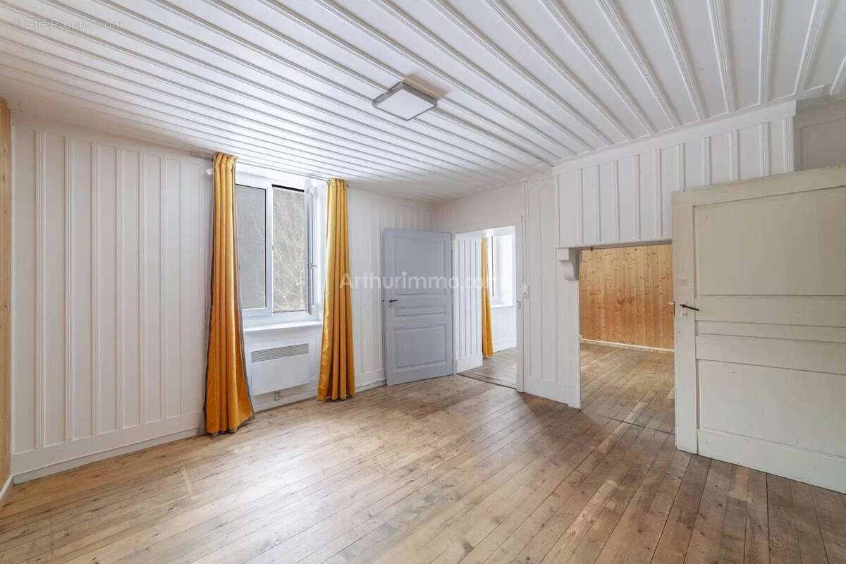 Appartement à MORTEAU