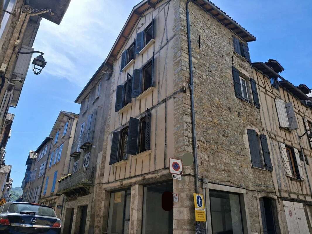 Maison à VILLEFRANCHE-DE-ROUERGUE
