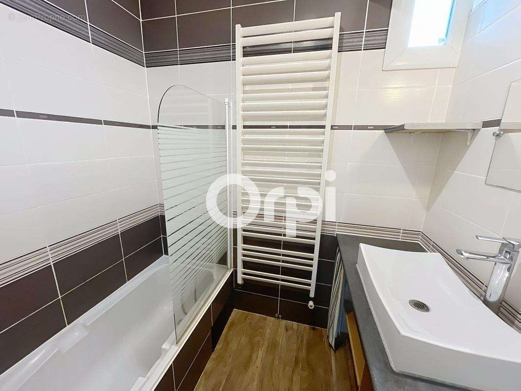 Appartement à BRIVE-LA-GAILLARDE